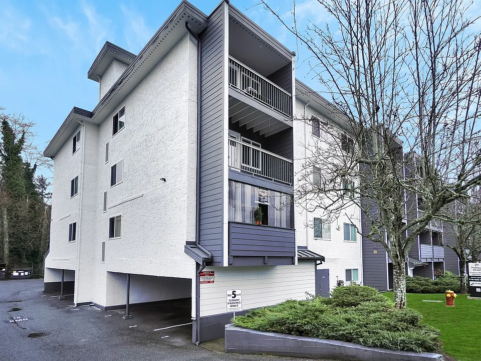 21 Prideaux St #102