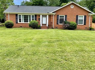 5734 Brookhaven Rd, Charlotte, NC 28210