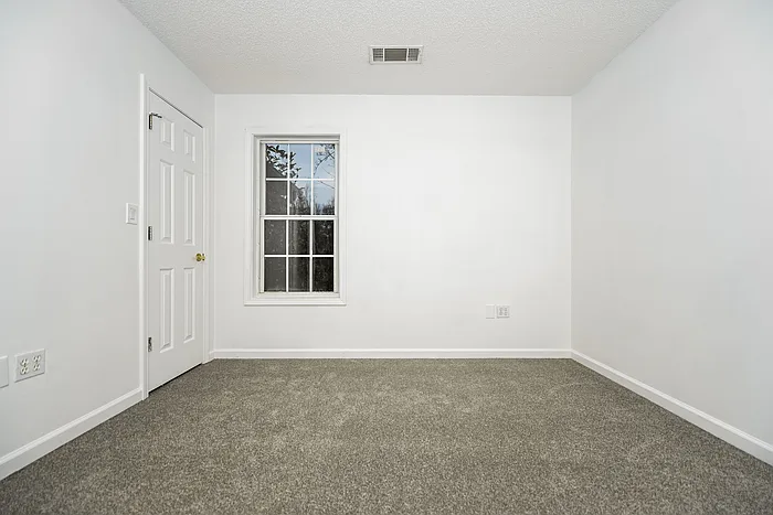 540 Pullin Rd — Photo 13