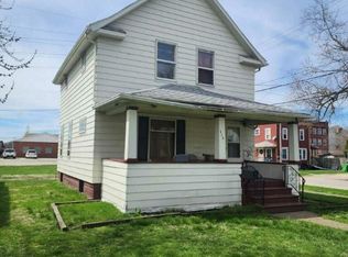 114 8th St NW, Barberton, OH 44203