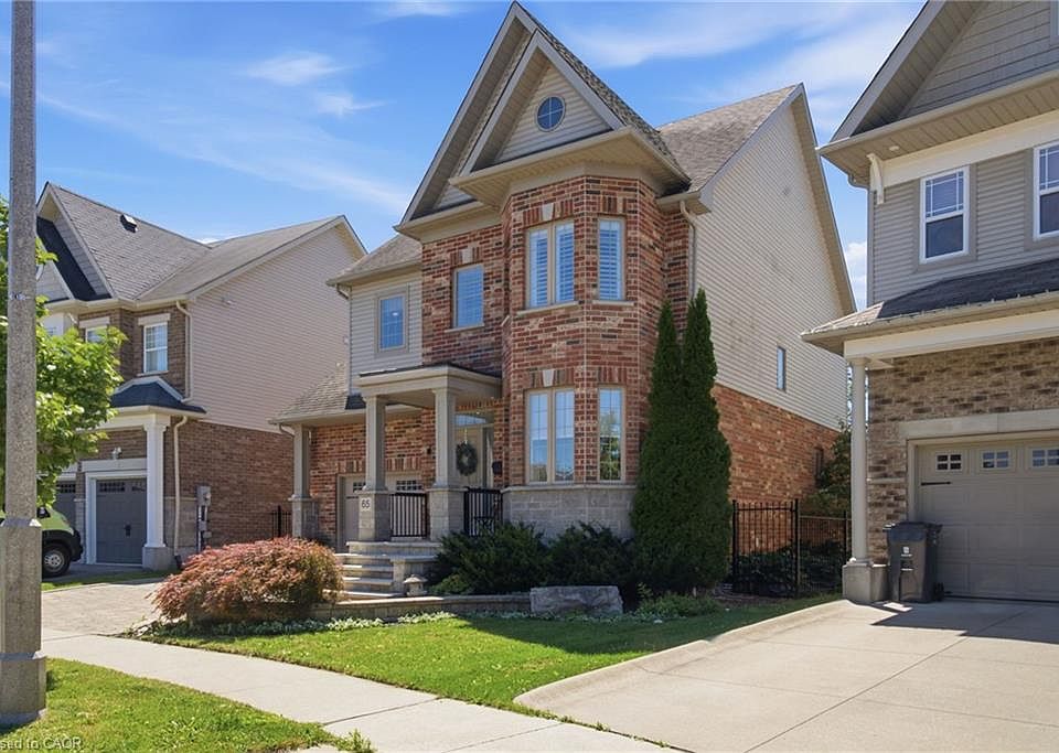 1st image of 65 Amsterdam Cres