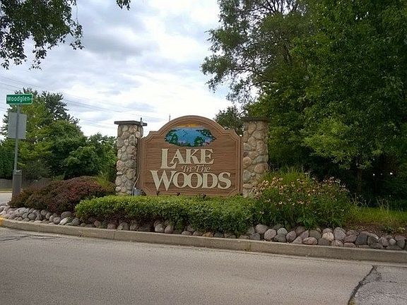 2nd image of 7930 Woodglen Ln APT 210