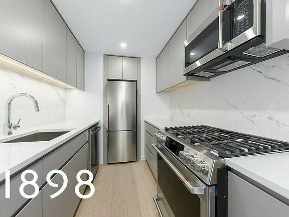3rd image of 175 W 87th St APT 16E