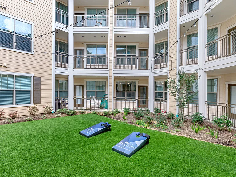 Reserve at Lake Jackson — Photo 18