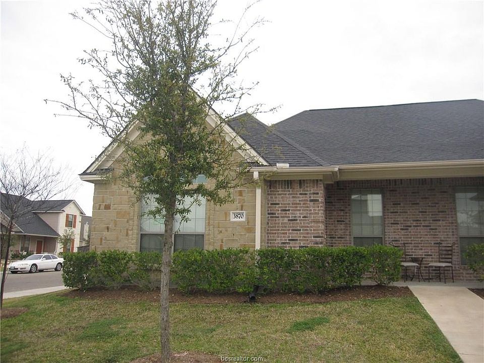 2nd image of 3868 Oldenburg Ln