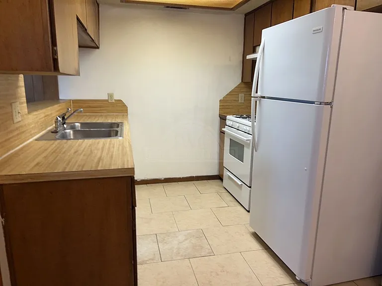 4209 Water St — Photo 8