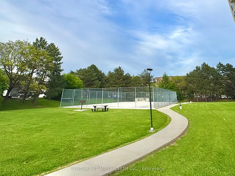 3077 Weston Rd #807 — Photo 29