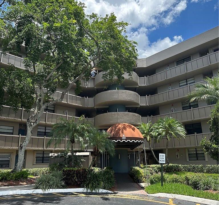 1st image of 1001 Colony Point Circle #108
