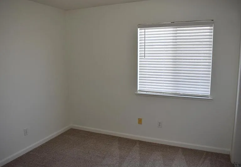 4670 Tolman Way — Photo 27