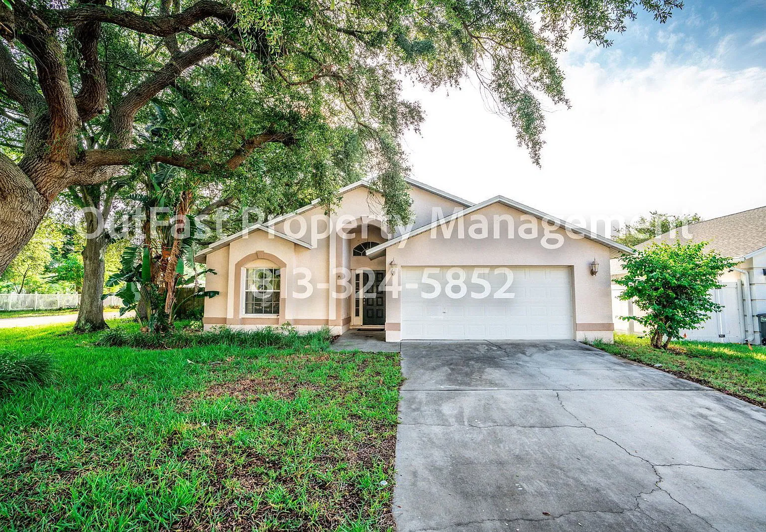 3 bed, 2.0 bath, 1465 sqft, $2,395 — Photo 1