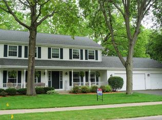 6376 Grassridge Rd, Rockford, IL 61108