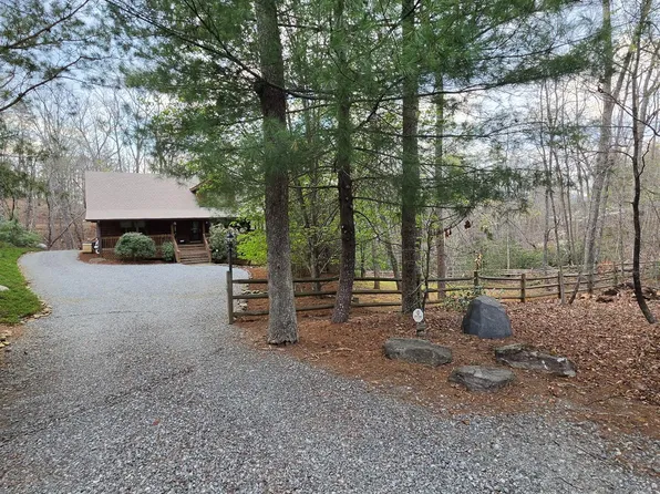 135 Poodles Way, Lake Lure, NC 28746