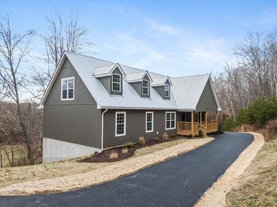 6380 Owens Rd, Radford, VA, 24141