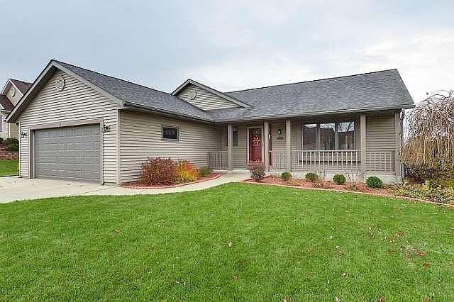 1st image of 316 Emerald Hills Dr