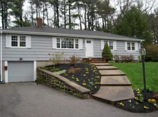 22 Neal St, Walpole, MA 02081