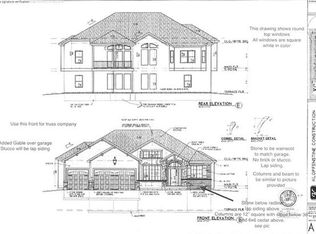 14958 Thousand Oaks Pl, Parkville, MO 64152