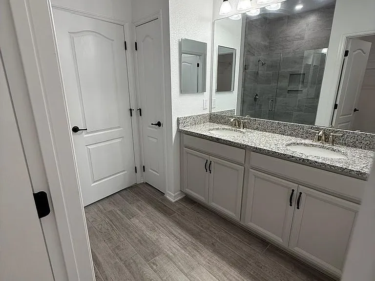 8258 Bayliss Ct — Photo 18