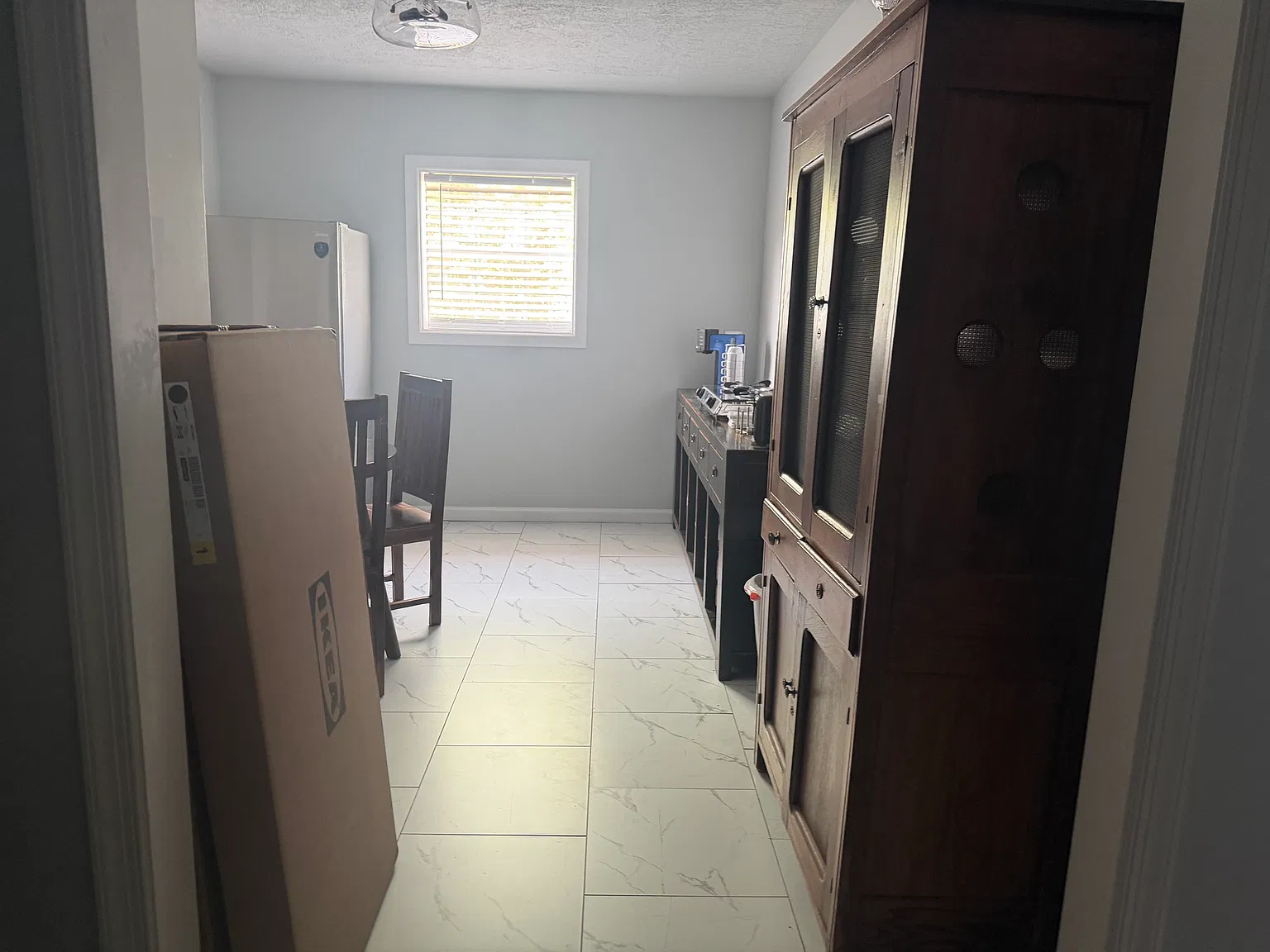 2 bed, $1,300 — Photo 2