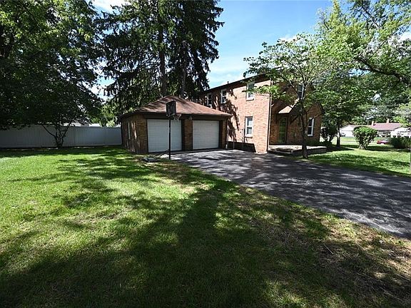 2nd image of 132 E McKinley Way