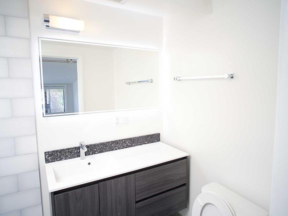 3rd image of 2523 Folsom St #A