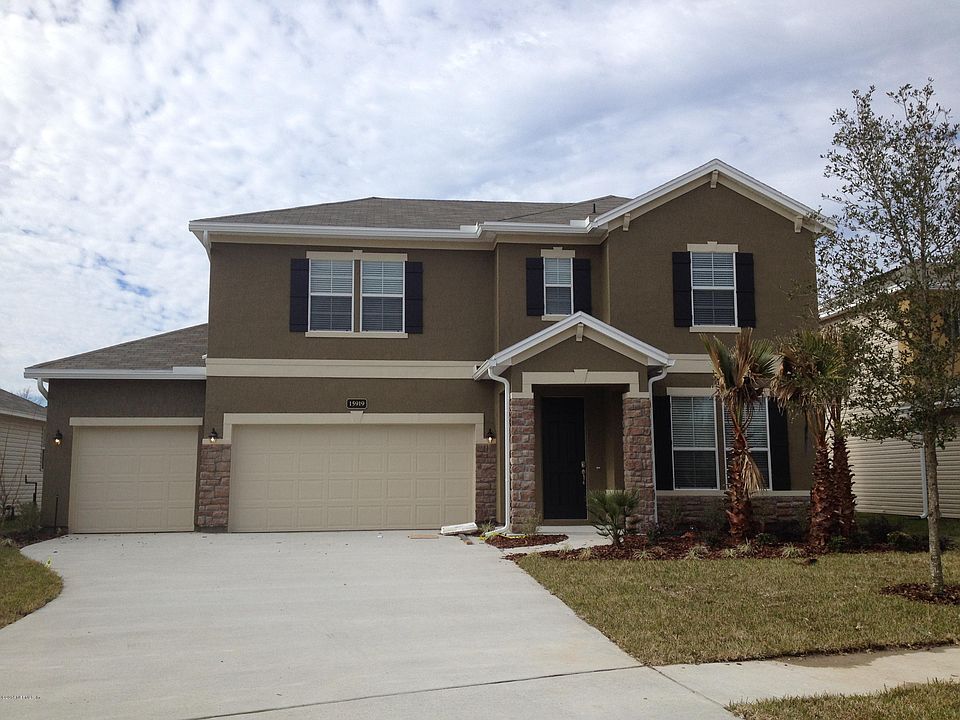 1st image of 15919 LEXINGTON PARK Boulevard #296