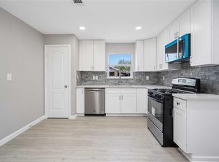 805 Barkley St, Houston, TX 77022