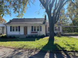 6605 Grove St #1, College Grove, TN 37046