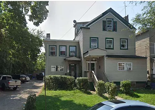 232 William St #L Photo 1