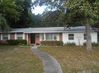 3921 Meek Dr, Jacksonville, FL 32277