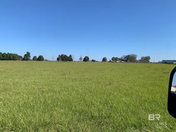 23625 Flowers Rd, Robertsdale, AL 36567