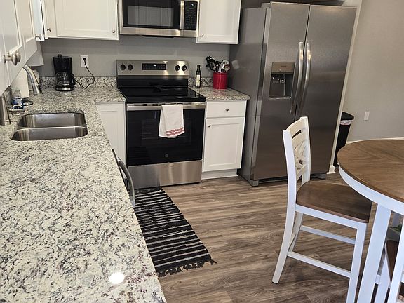 2nd image of 603 Melody Ln