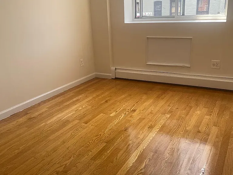 108 Kenilworth Pl #2D — Photo 5