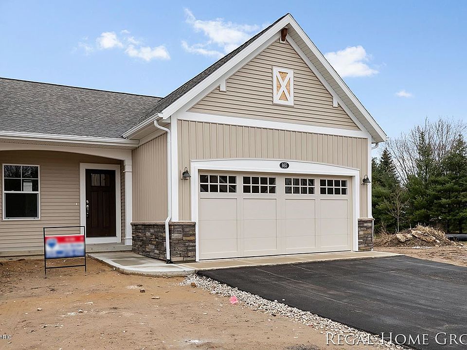 1st image of 882 S Center Park Dr SW #6