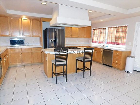 4th image of 8309 Garnet Canyon Ln