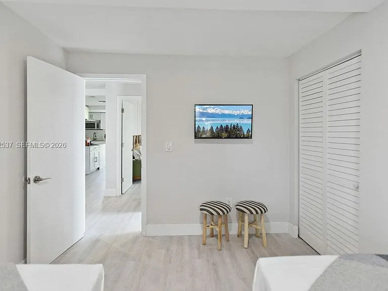 1230 NW 7th Ave — Photo 35
