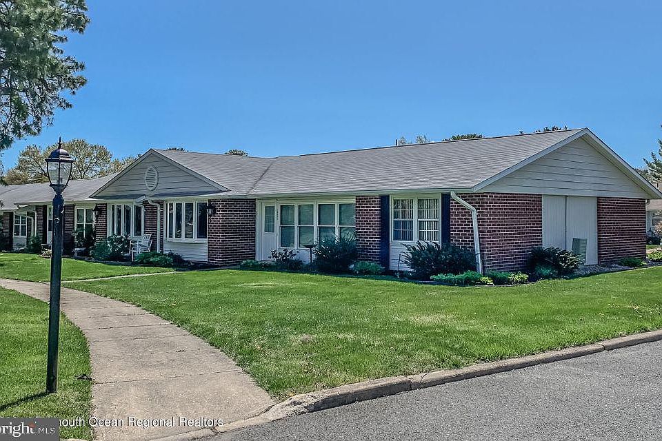 1st image of 1085 Argyll Cir