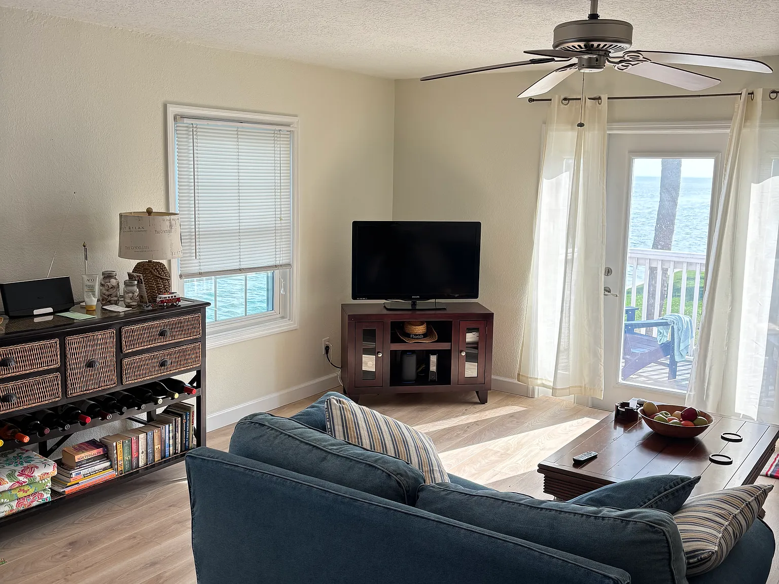 2 bed, 1018 sqft, $2,500 — Photo 3