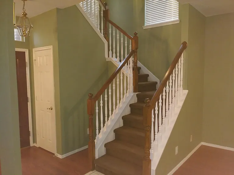 10506 Greenbriar Ln — Photo 5