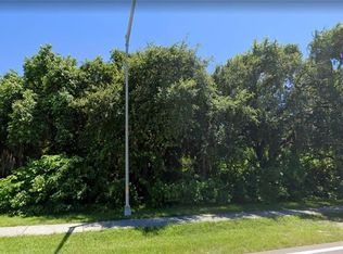 2200 Dr Martin Luther King Jr Way, Sarasota, FL 34234