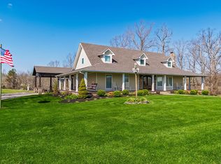 1051 Smith Ave, Hohenwald, TN 38462
