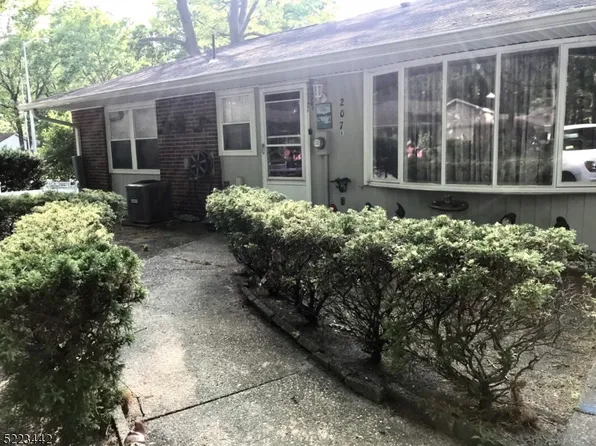207B Huntington Dr, Lakewood Twp., NJ 08701