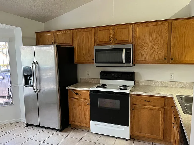3221 Villa Way Cir — Photo 5