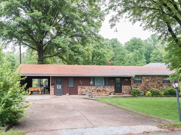 5310 W Shadybrook Dr, Bloomington, IN 47403