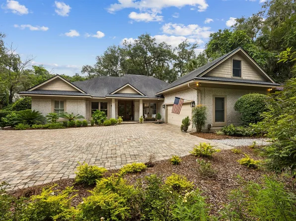115 Sea Marsh Rd, Fernandina Beach, FL 32034