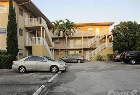 1st image of 3031 SW 27th Ave APT 5