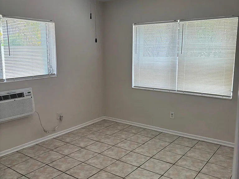 1252 S Alhambra Cir #3 — Photo 31