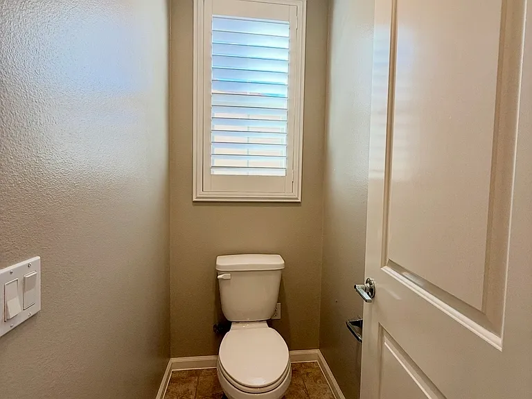 667 E Desert Willow Rd — Photo 63