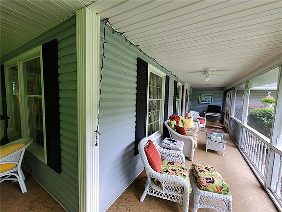 2nd image of 519 Shadow Oaks Dr