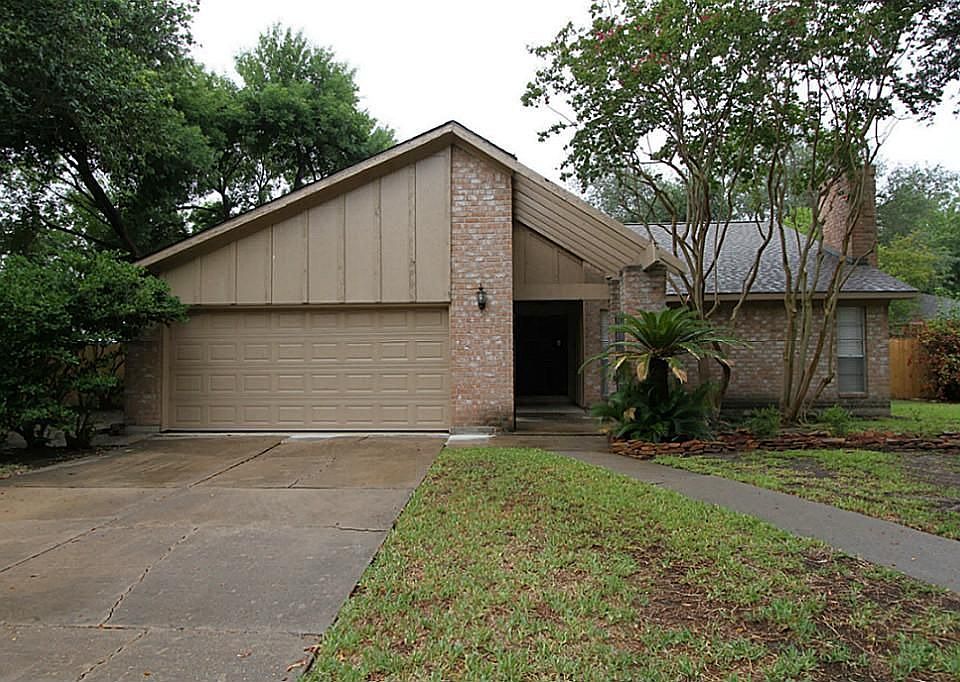 1st image of 14106 Briar Place Dr