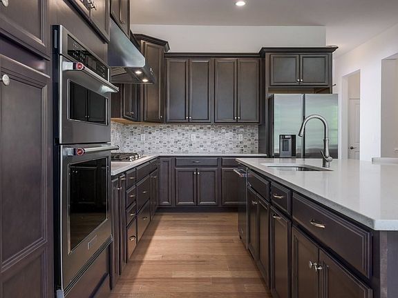 4th image of 88 Glen Ellen Blvd #88